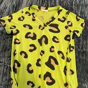 Leopard Print Shirt - Green and Black Size L by perfect peach
